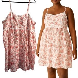 Laura Ashley Vintage Red and White Floral Chemise with Lace Trim XL